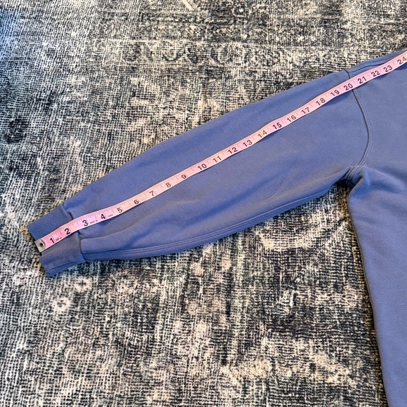 lululemon athletica Perfectly Oversized Crew Sweatshirt - Picture 8 of 10